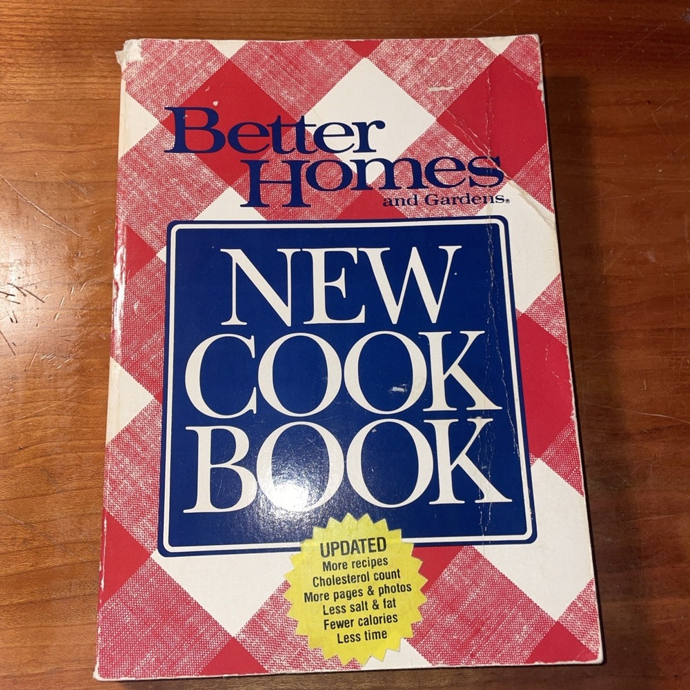 Better Homes and Gardens New Cook Book - 9780696008269, paperback, Darling